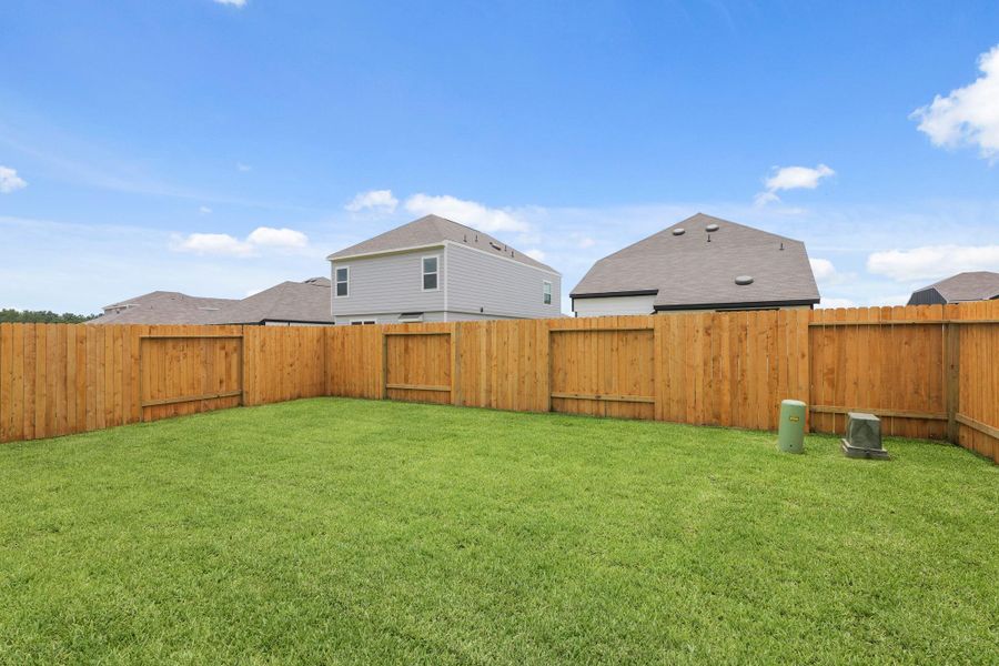 Image 3 of a home in Wayside Village. Image 3 of a home in Wayside Village.