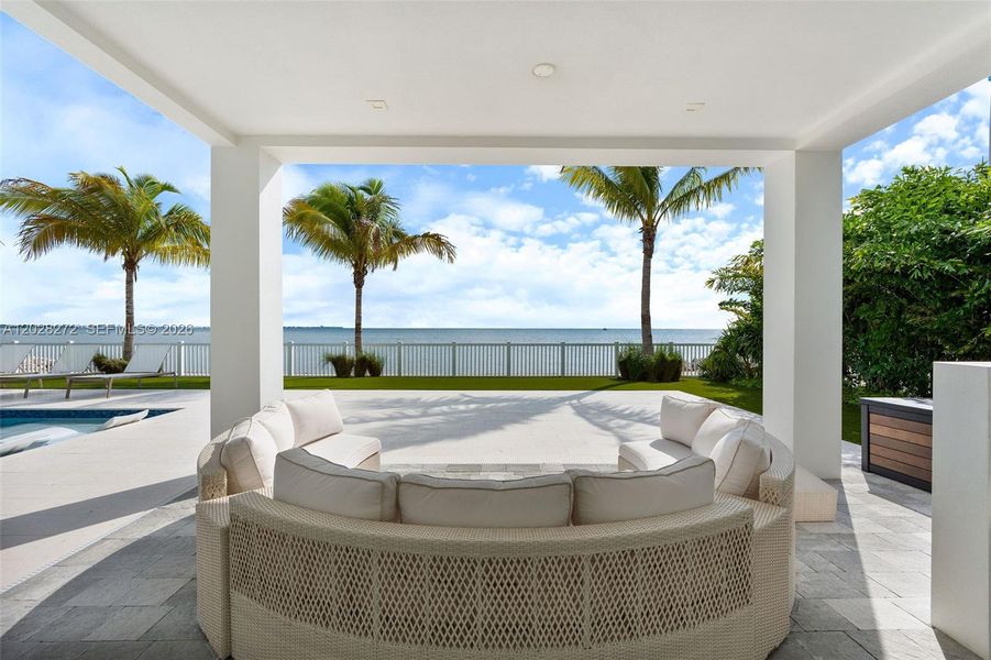 Exterior details and patio area of a home in , Marathon (Image 37).