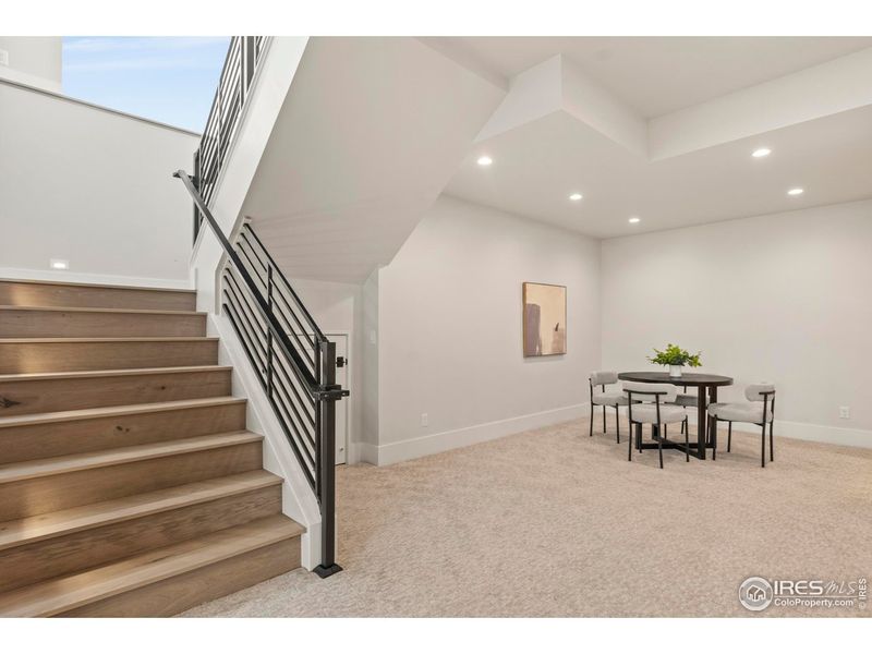 Spacious, unfurnished interior of a new home in , Berthoud (Image 21).