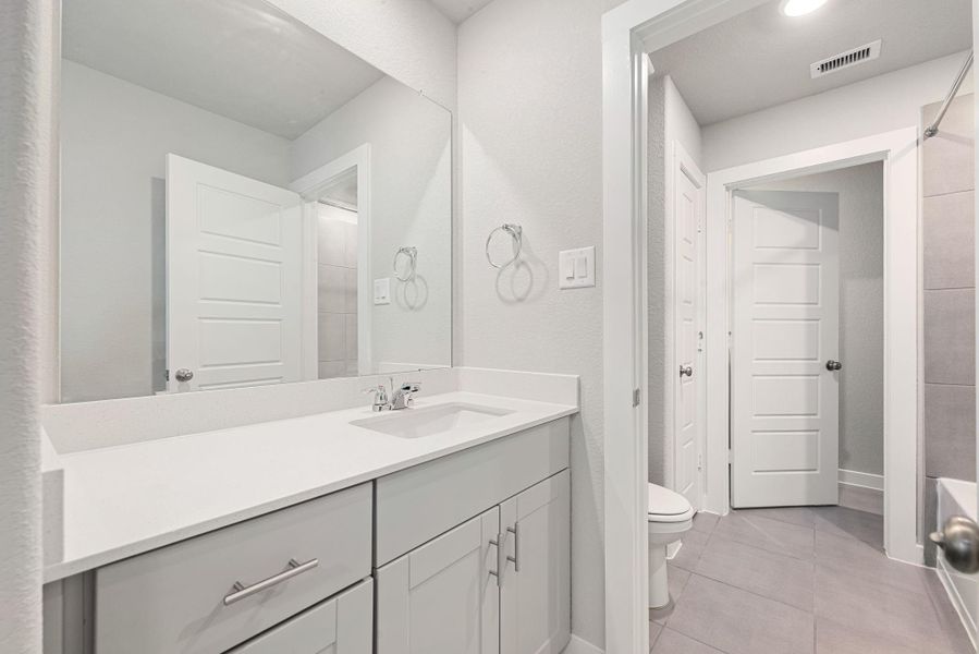 Furnished interior view inside a new home in Sundance Cove - Premier Series, Crosby (Image 17).