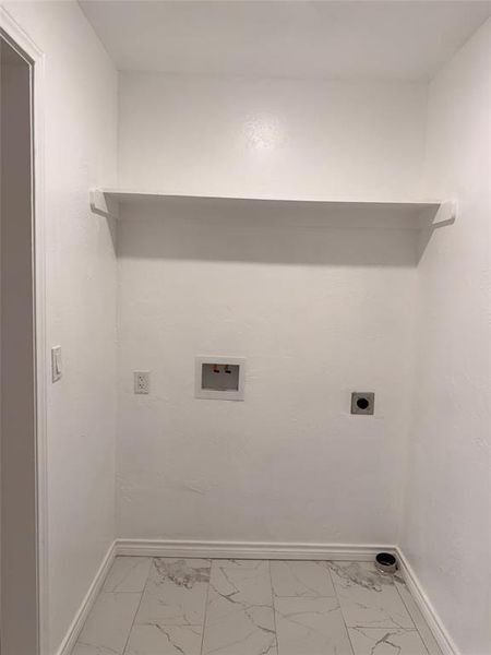 Spacious, unfurnished interior of a new home in , Quitman (Image 11).