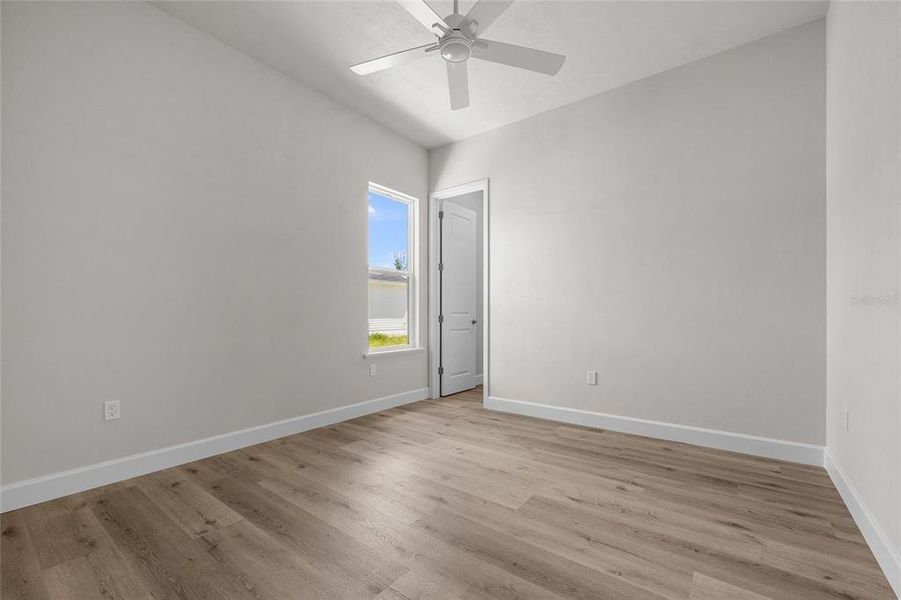 Spacious, unfurnished interior of a new home in , Newberry (Image 24).