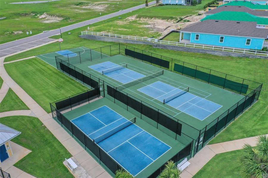 Community amenities in Green Key Village, Lady Lake (Image 39).