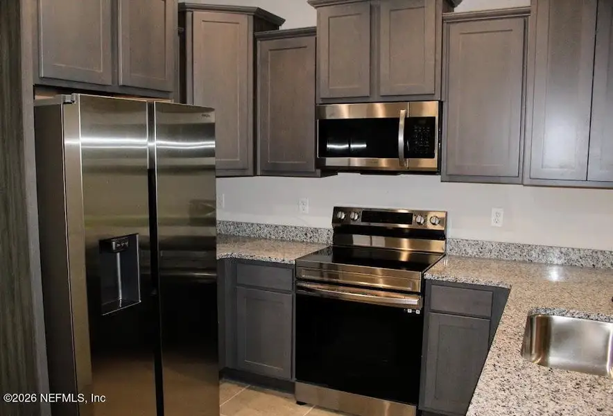 Furnished interior view inside a new home in , Middleburg (Image 4).