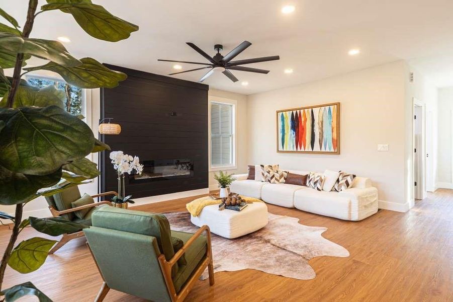 Furnished interior view inside a new home in , Dallas (Image 8).