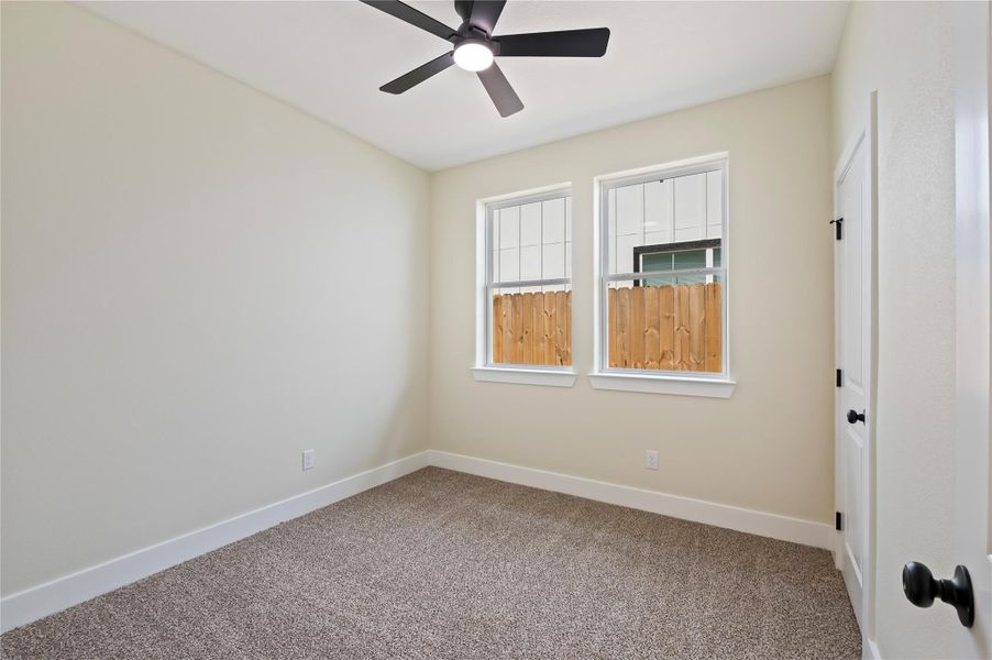 Spacious, unfurnished interior of a new home in , Alvin (Image 27).