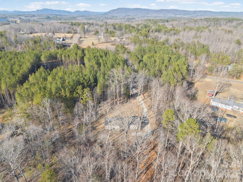 Natural landscape and outdoor views near in Ellenboro (Image 29). Natural landscape and outdoor views near in Ellenboro (Image 29).
