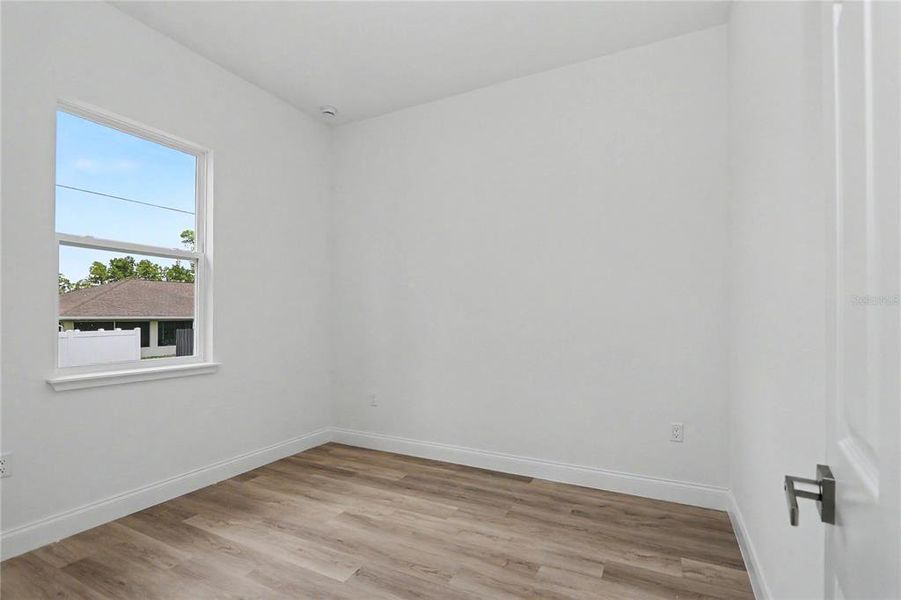 Spacious, unfurnished interior of a new home in , Ocala (Image 37).