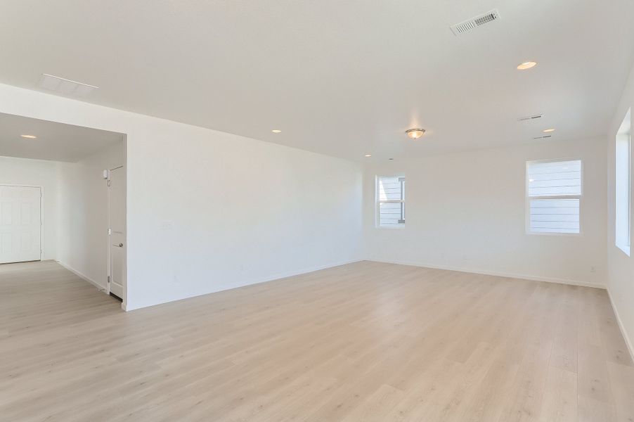 New Home in Strasburg, CO.  - Slide 10