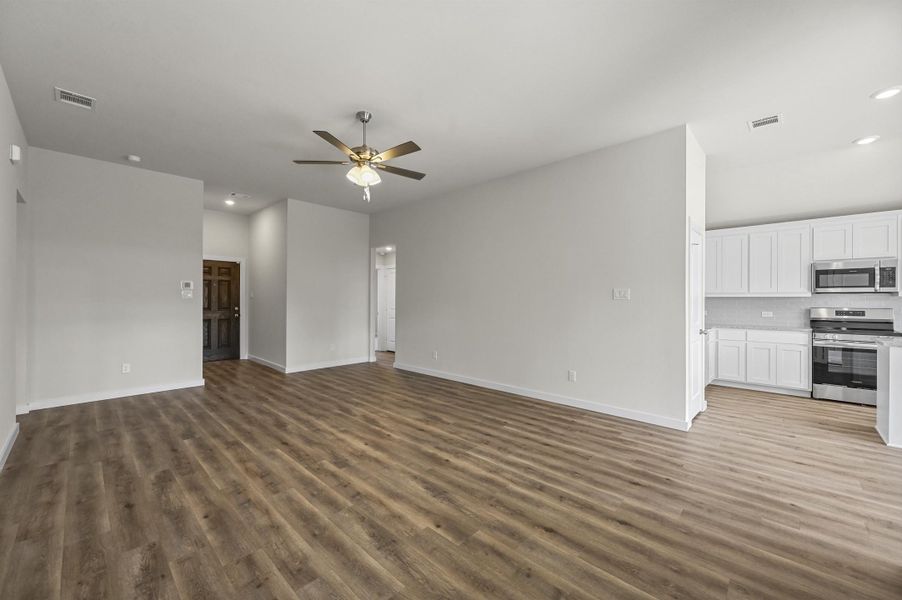 Representative unfurnished interior of a home built from the Cambria I by Cheldan Homes in Sunset Ridge, Keene (Image 24). Representative unfurnished interior of a home built from the Cambria I by Cheldan Homes in Sunset Ridge, Keene (Image 24).