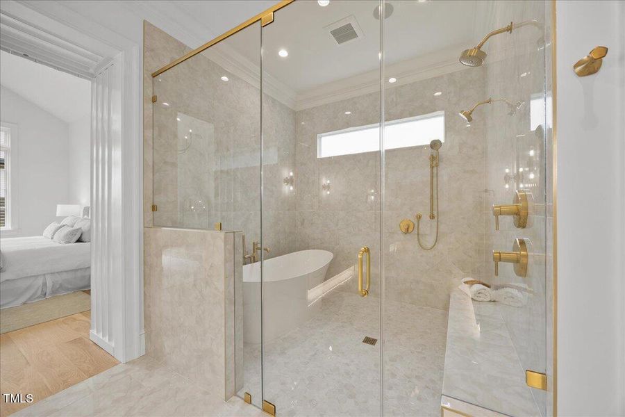 056-2A1A8338 056-2A1A8338