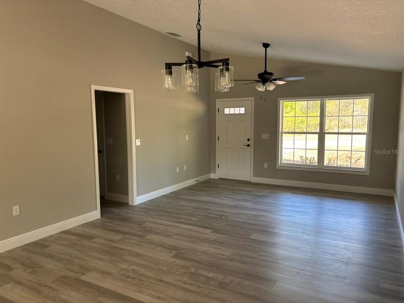 Spacious, unfurnished interior of a new home in , Dunnellon (Image 13).