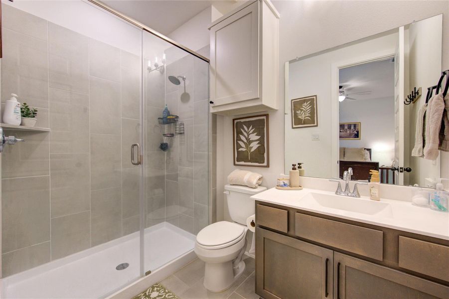 en suite bathroom