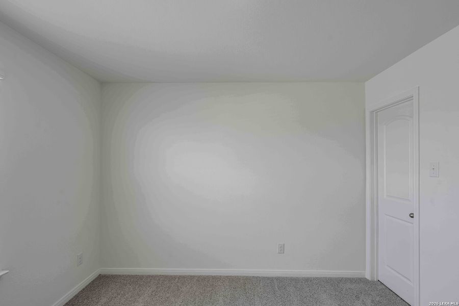 Spacious, unfurnished interior of a new home in , San Antonio (Image 22).