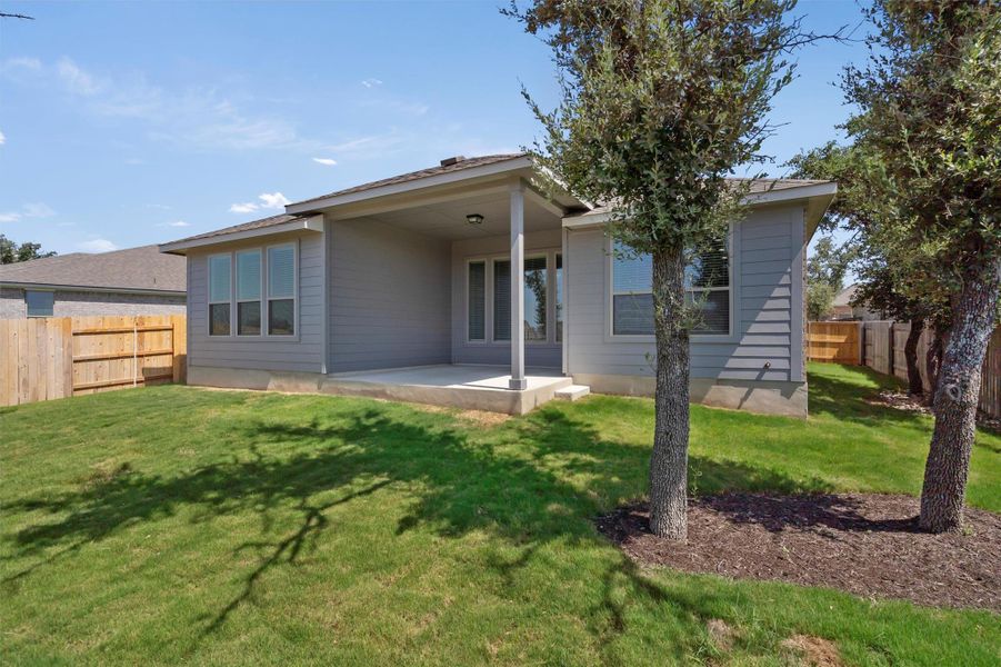 Exterior details and patio area of a home in Crescent Bluff, Georgetown (Image 25). Exterior details and patio area of a home in Crescent Bluff, Georgetown (Image 25).
