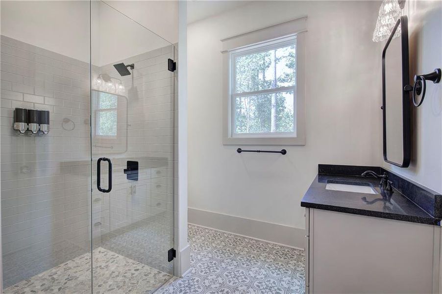 Image 81 of a home in .