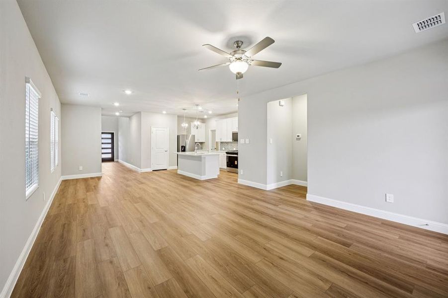 Spacious, unfurnished interior of a new home in Parks at Foster Crossing - Spring Series, Anna (Image 26).