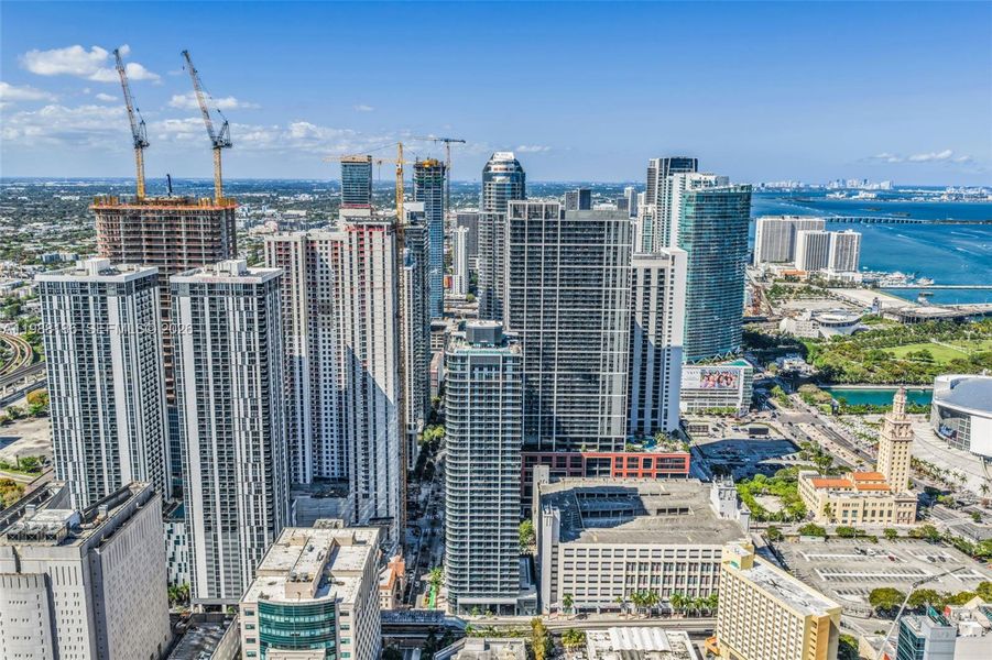 Condo located in Miami, FL showcasing its design and architecture (Image 27). Condo located in Miami, FL showcasing its design and architecture (Image 27).