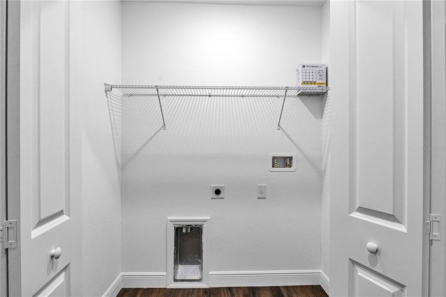 Spacious, unfurnished interior of a new home in , Deland (Image 25).