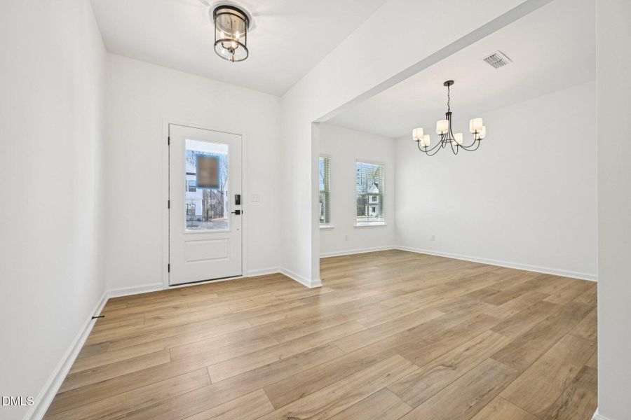 6-web-or-mls-Contempo Ct-S1102-006