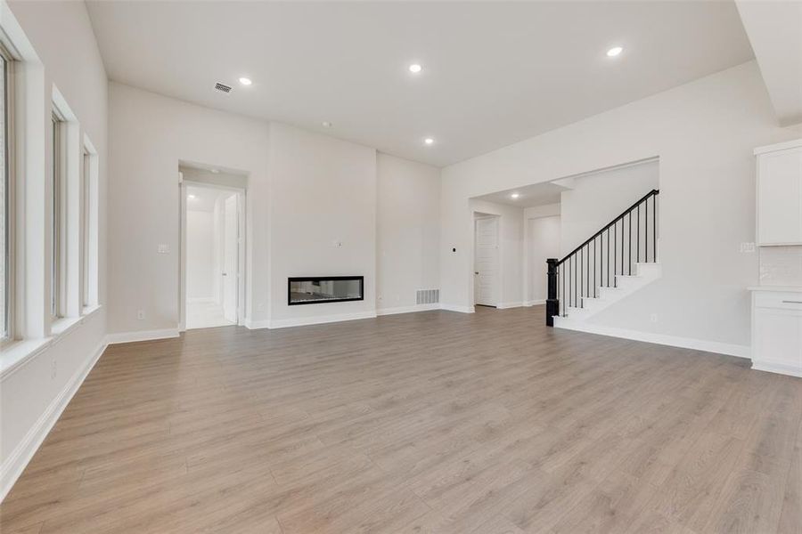 Spacious, unfurnished interior of a new home in Sutton Fields, Celina (Image 28).