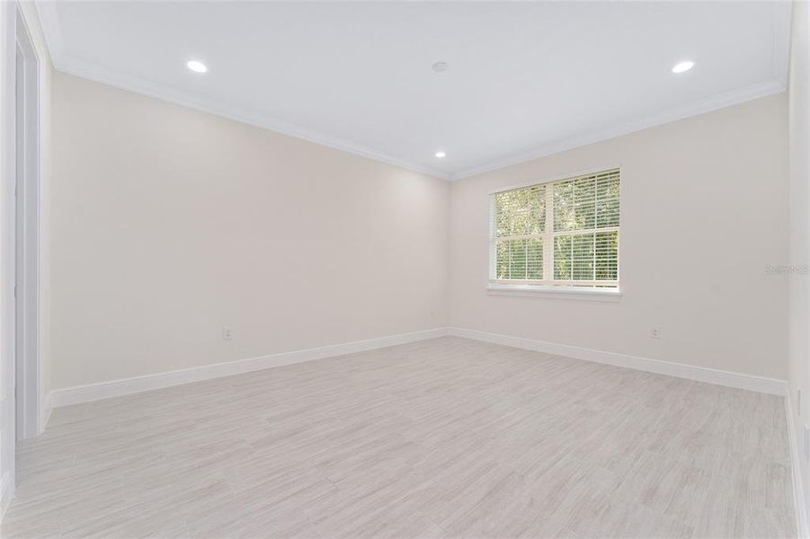 Spacious, unfurnished interior of a new home in , Belleview (Image 31).
