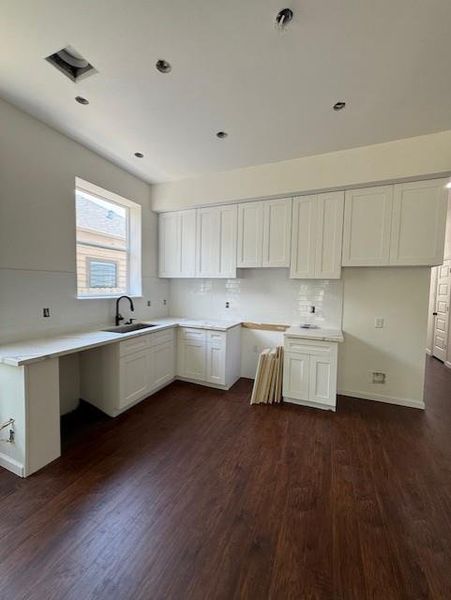 Image 14 of a home in .