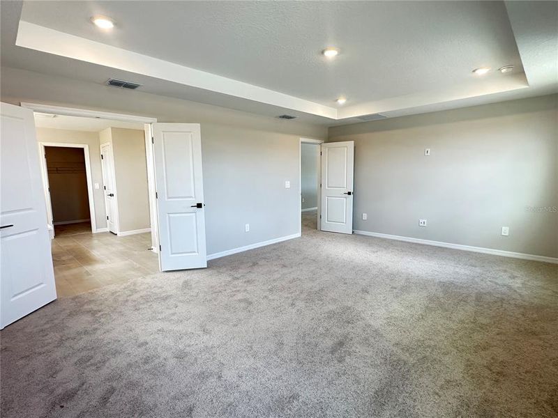 Spacious, unfurnished interior of a new home in Berry Bay, Wimauma (Image 17).
