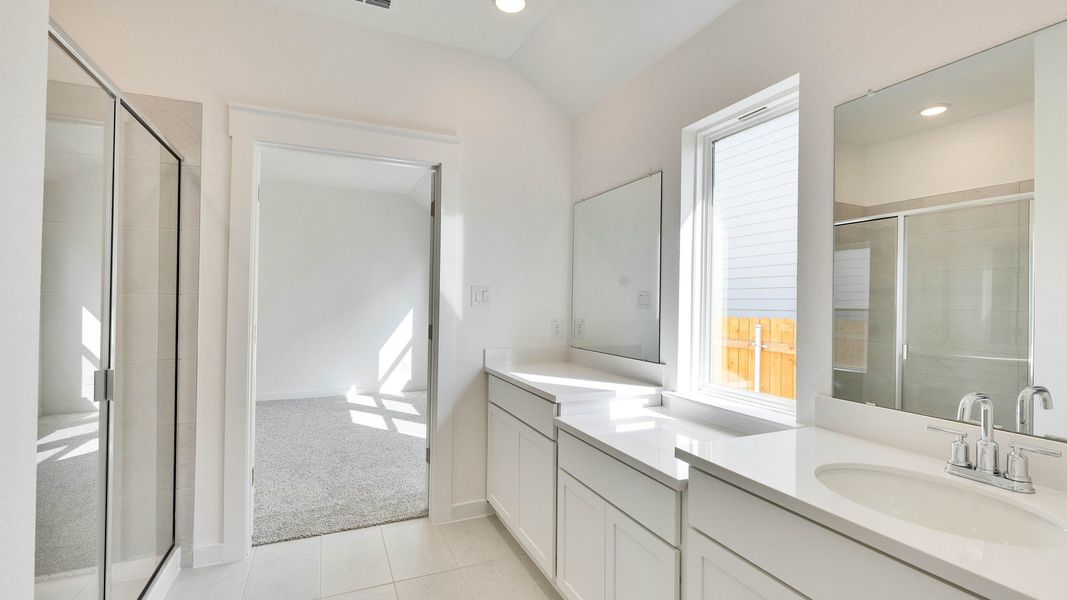 Furnished interior view inside a new home in Creeks Crossing, Elgin (Image 16).