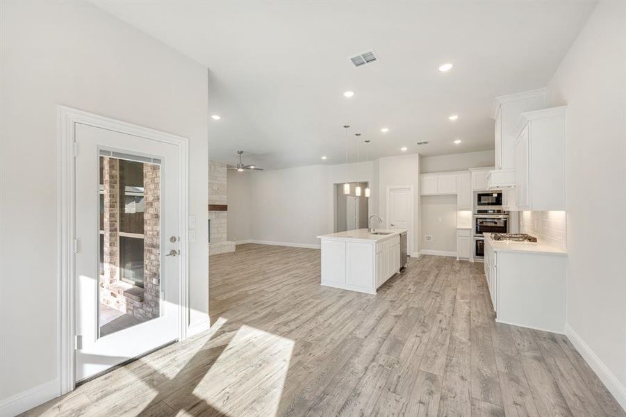 Spacious, unfurnished interior of a new home in The Enclave at Parks of Aledo, Aledo (Image 31).