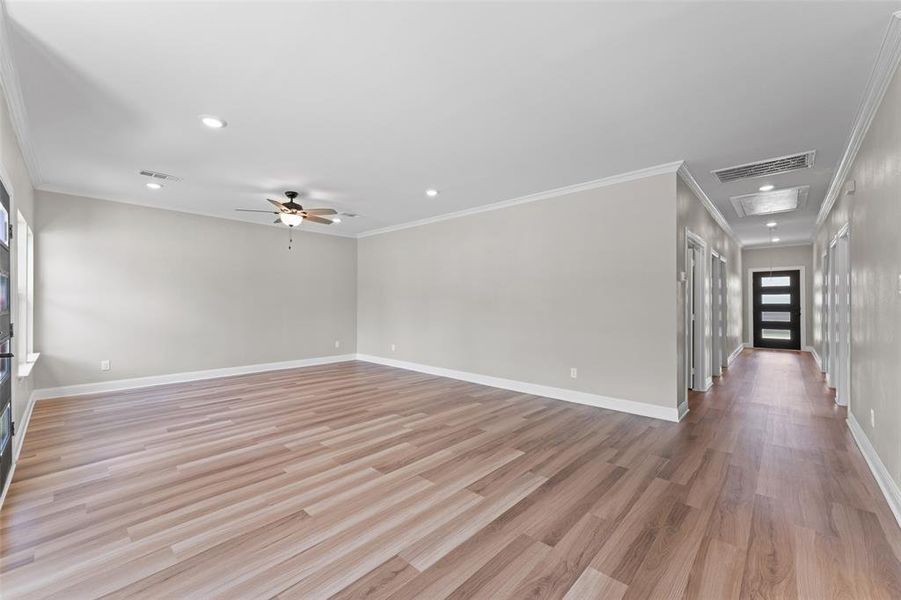 Spacious, unfurnished interior of a new home in , Dallas (Image 28).