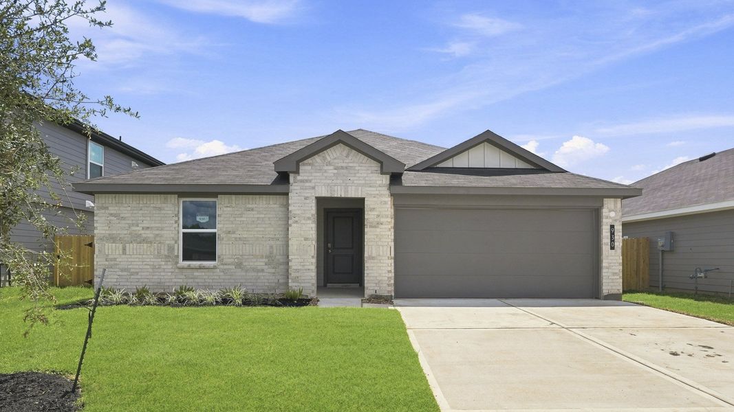 Front exterior of a new home in Silverthorne, Conroe, TX, highlighting curb appeal (Image 1). Front exterior of a new home in Silverthorne, Conroe, TX, highlighting curb appeal (Image 1).