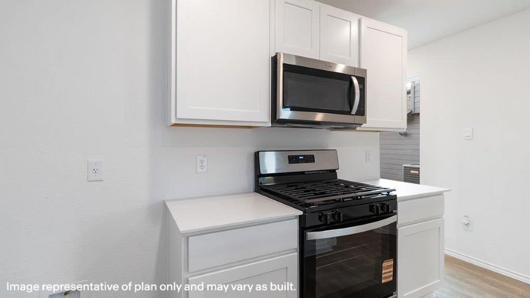 Furnished interior view inside a new home in Blue Ridge Ranch, San Antonio (Image 10).