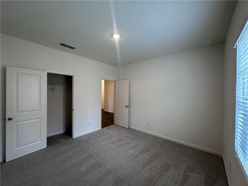 Spacious, unfurnished interior of a new home in Mt. Tabor Ridge, Dallas (Image 13). Spacious, unfurnished interior of a new home in Mt. Tabor Ridge, Dallas (Image 13).
