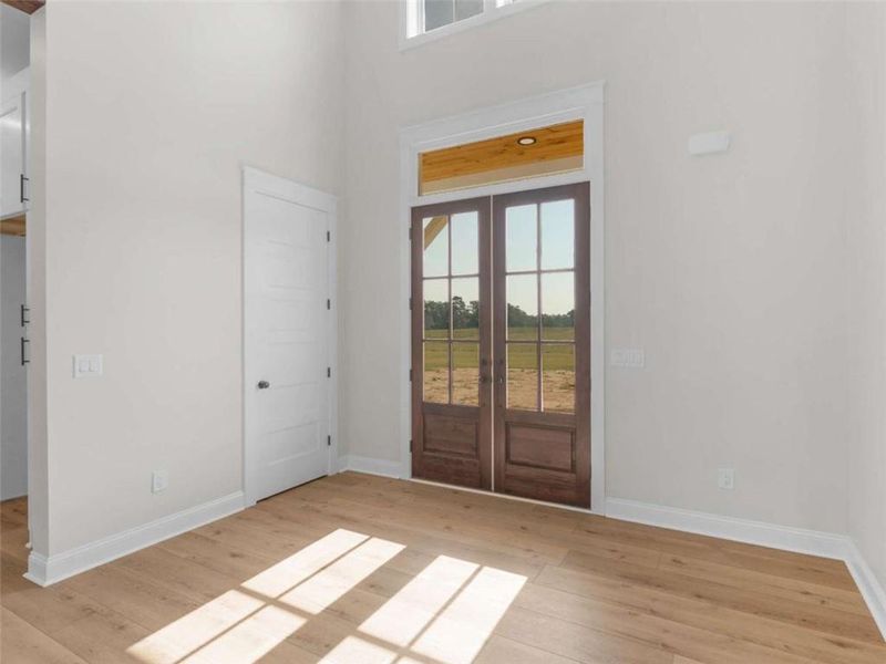 Spacious, unfurnished interior of a new home in , Jackson (Image 32).