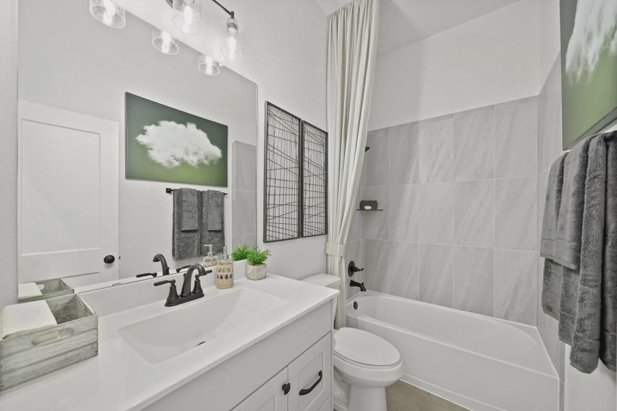 Furnished interior view inside a new home in Mulberry Farms, Santa Fe (Image 14). Furnished interior view inside a new home in Mulberry Farms, Santa Fe (Image 14).