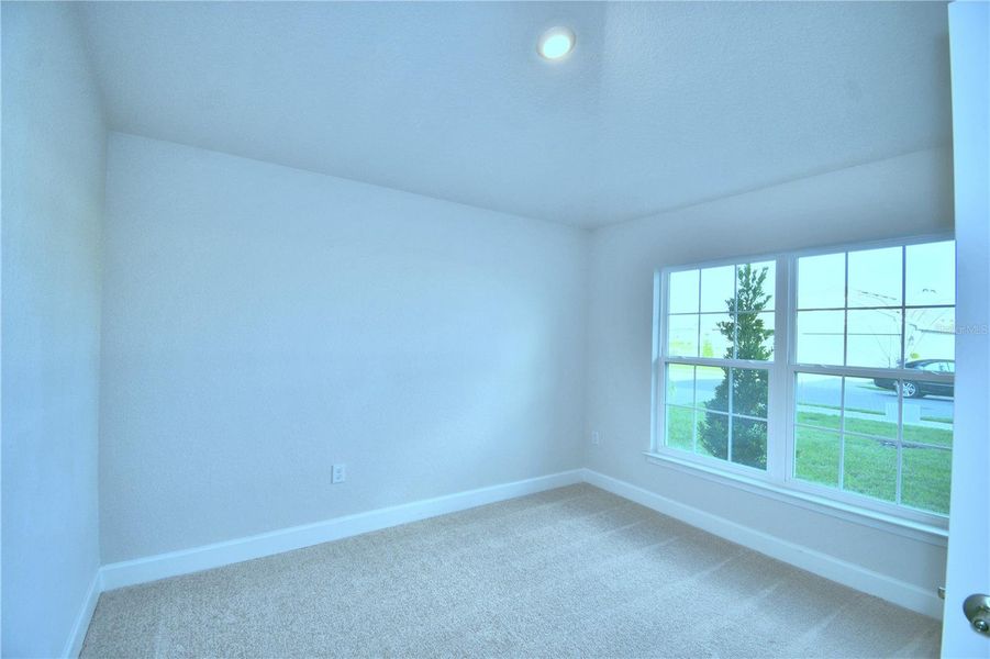 Spacious, unfurnished interior of a new home in Magnolia Park, Haines City (Image 11).