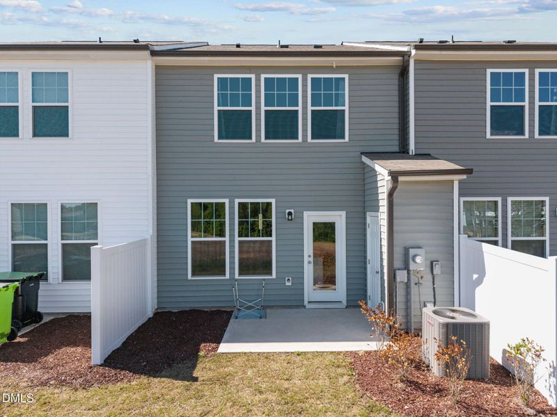 7-web-or-mls-DJI_20260423104204_0586_D