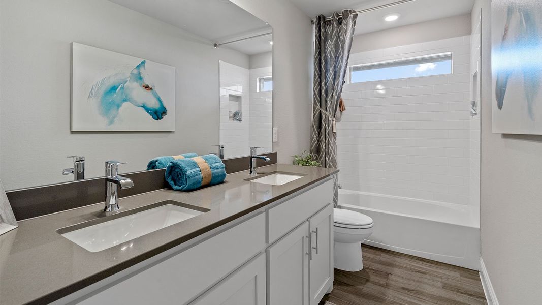 Representative furnished interior of a home built from the Wimberley by D.R. Horton in Lakeview Pointe, Grand Prairie (Image 51).