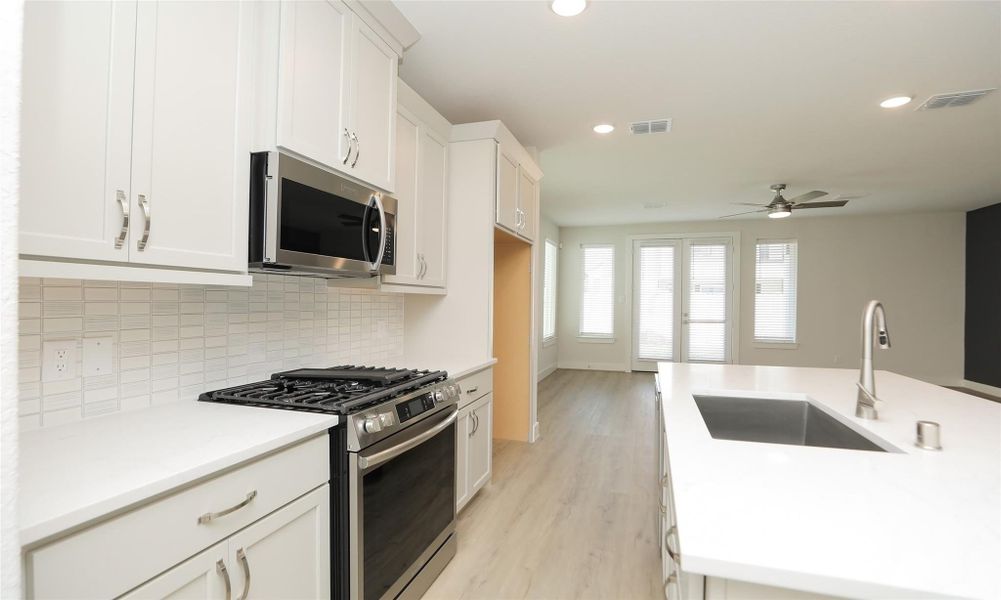 Furnished interior view inside a new home in Independence Heights, Houston (Image 6). Furnished interior view inside a new home in Independence Heights, Houston (Image 6).