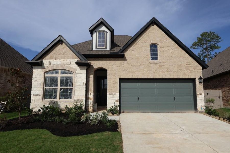 Welcome to The Manhattan by David Weekley Homes. Move-In-Ready Now!