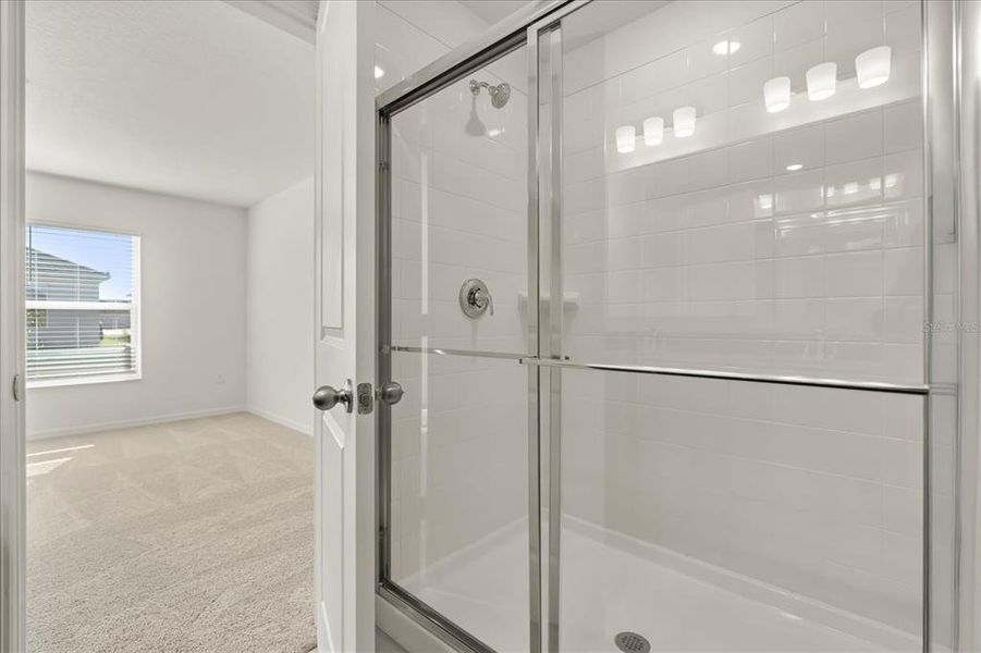 Close-up of interior finishes inside a home in , Lake Wales (Image 11).