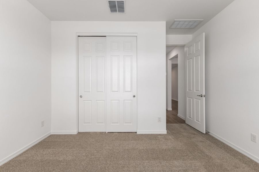 Spacious, unfurnished interior of a new home in Tierra Vistoso, Surprise (Image 13).