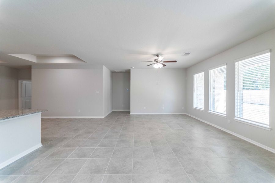 Spacious, unfurnished interior of a new home in Martha's Vineyard, Alvin (Image 19).