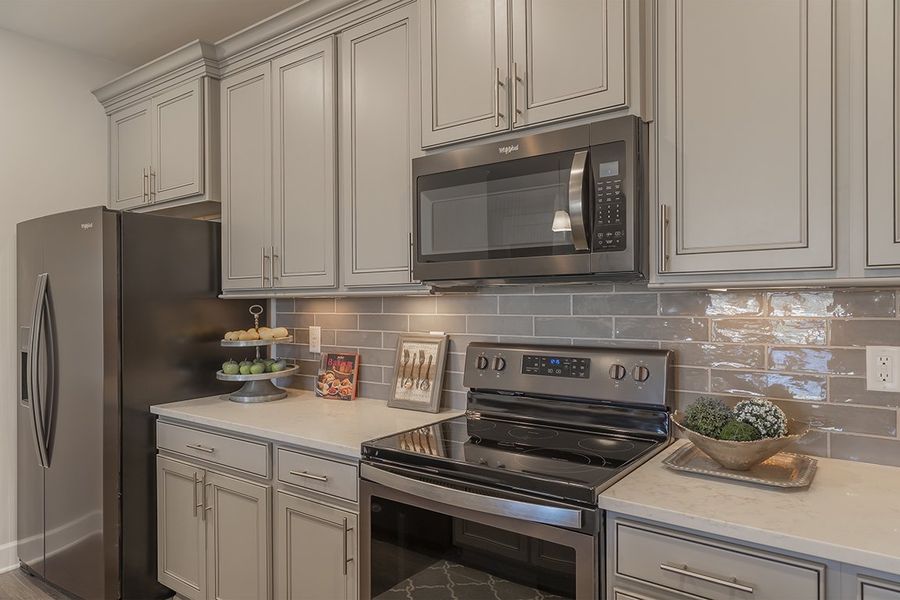 Eppes GY, 2-Story Home