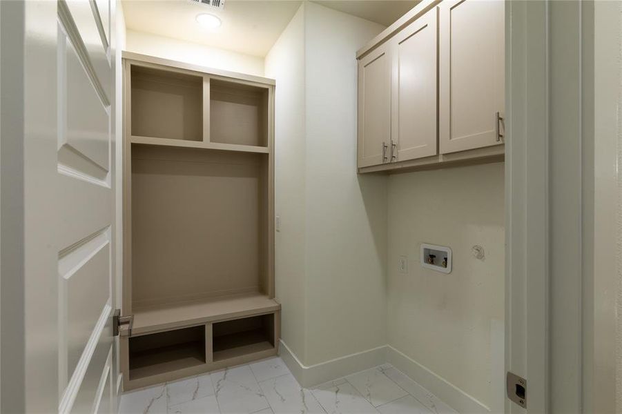 Image 28 of a home in . Image 28 of a home in .