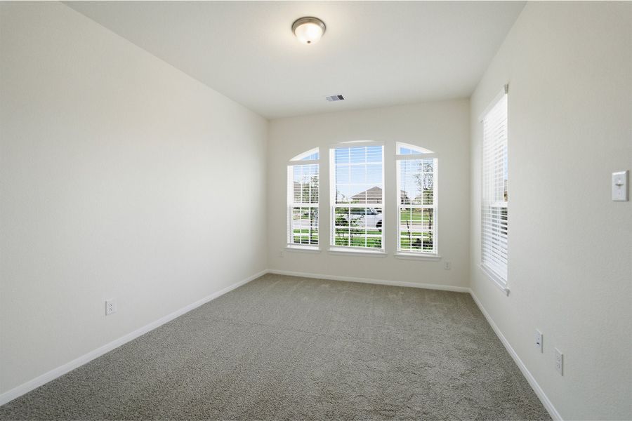 Spacious, unfurnished interior of a new home in Canterra Creek, Rosharon (Image 15). Spacious, unfurnished interior of a new home in Canterra Creek, Rosharon (Image 15).