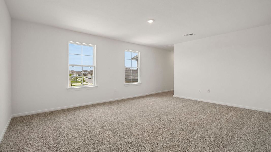 Spacious, unfurnished interior of a new home in Prairie Lakes, Buda (Image 29).