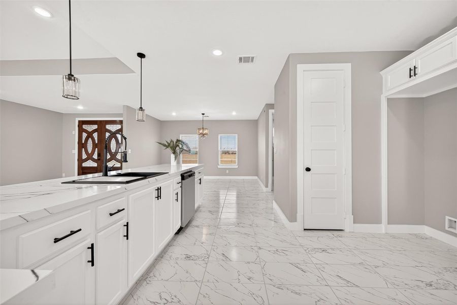 Furnished interior view inside a new home in , Rosharon (Image 7). Furnished interior view inside a new home in , Rosharon (Image 7).