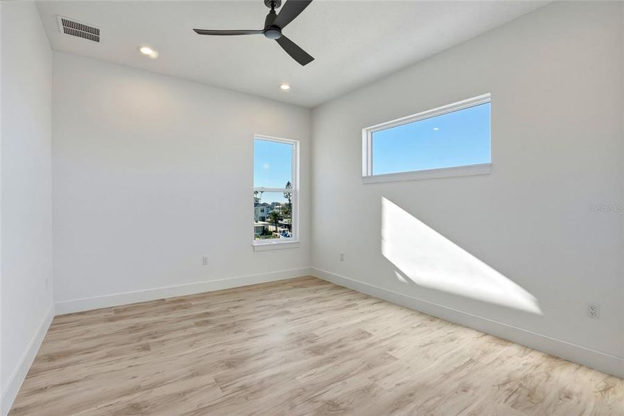 Spacious, unfurnished interior of a new home in , Madeira Beach (Image 50).